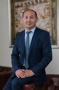 Асильбеков Роман Джумабаевич, CFA